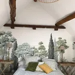 Гостевой дом Maison Des Roses Fontaine-Chaalis
