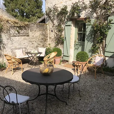 Maison Des Roses Maison d'hôtes Fontaine-Chaalis